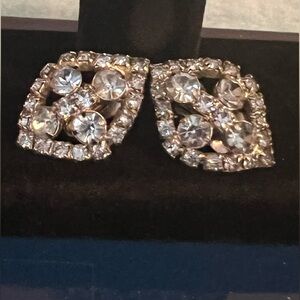 Elegant Silver Rhinestone Earrings